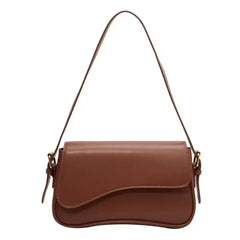 Petit Sac Bandoulière Simple en Cuir Fonctionnel